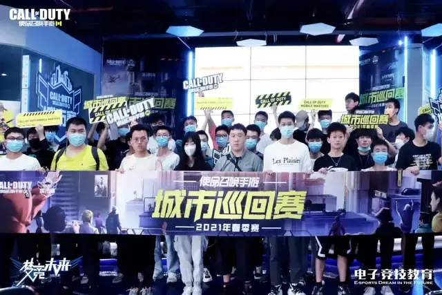 试图袭击阿 试图袭击阿