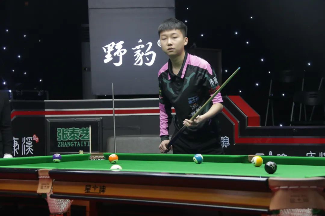 显得力不从 显得力不从